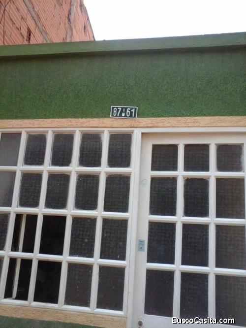 SE VENDE CASA DE 1 PISO 42MTS2, EN BOSA SAN BERNARDINO, ESTRATO 2