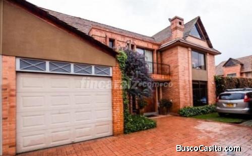 Espectacular y super privada casa en la zona dee más accesibilidad de Chía