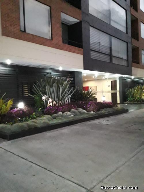 Acogedor apartamento en un 5to piso San Patricio, cerca de todo