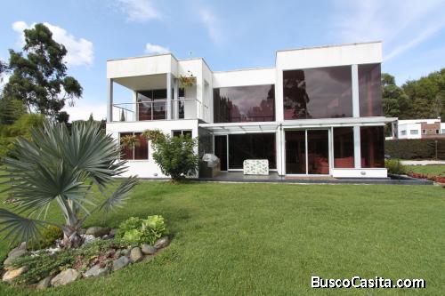 Casa campestre en venta Guarne-Antioquia en Colombia