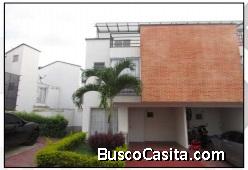 Vendo o permuto hermosa casa 