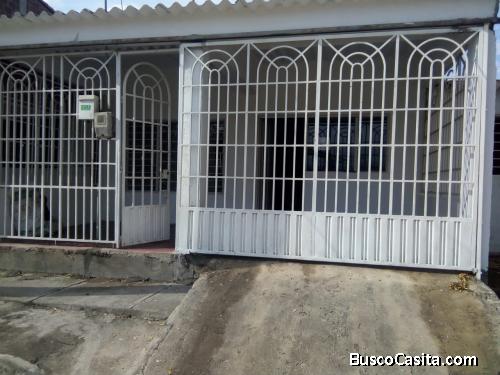 VENDO CASA URBANIZACION METROPOLI EL SALADO EN CUCUTA CERCA A UNICENTRO