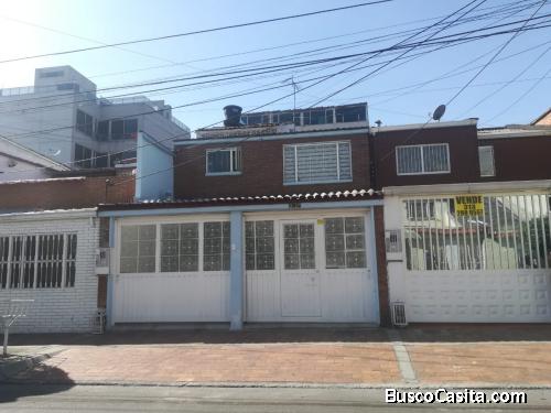 CASA EN VENTA LA GUACA AV 1 DE MAYO
