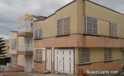 *GRAN OPORTUNIDAD PARA VIVIR CERCA DE TODO, FÁCIL ACCESO Y COMODIDAD*ARMENIA | QUINDIO 