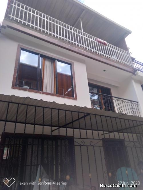 Hermosa Casa, Urbanización Calimio. 