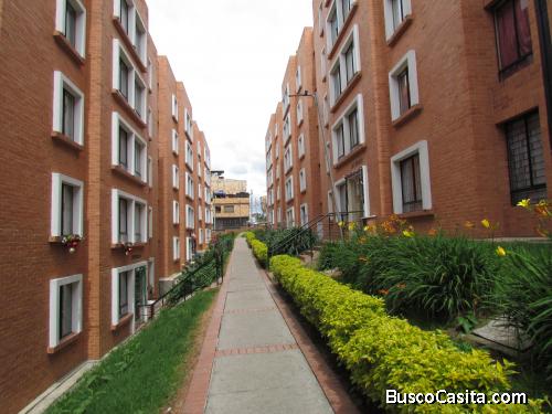 Apartamento en Conjunto Residencial Villa Alcazar