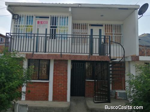 venta de casa en yumbo en cacique jacinto