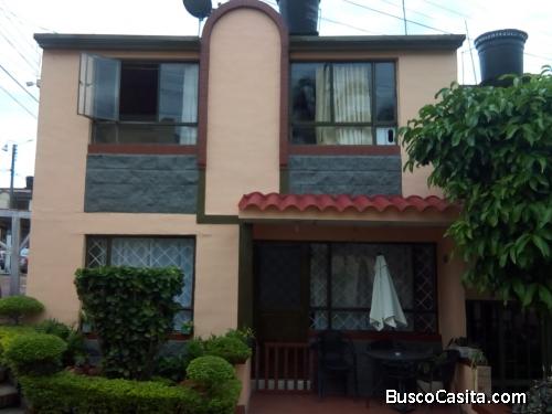 HERMOSA CASA EL PALMAR IBAGUE BIEN UBICADA CERCA CENTROS COMERCIALES