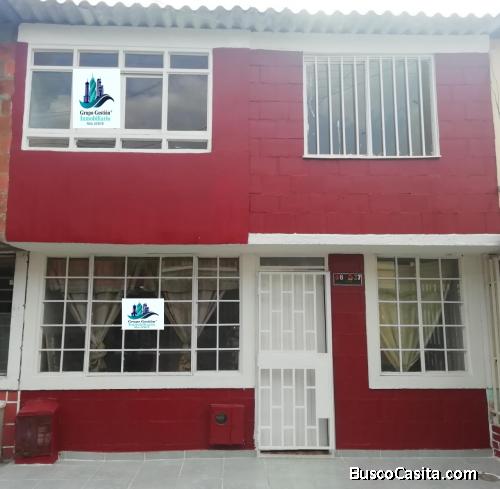 VENTA DE EXCELENTE CASA EN LA FACHADA 90M2