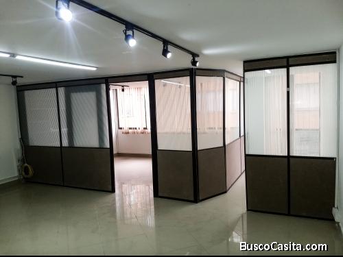 HERMOSA OFICINA O CONSULTORIO