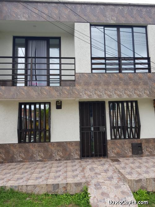 VENTA DE HERMOSA CASA EN CALARCA 98M2