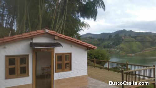 Alquiler mensual casa campestre en el Peñol