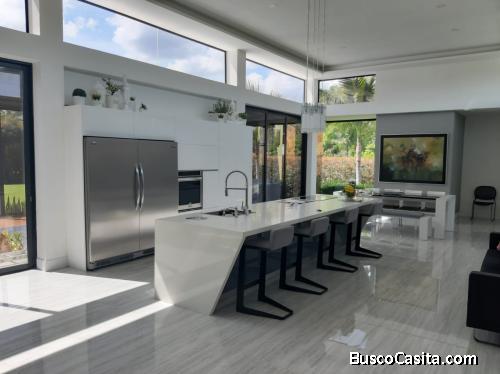 Espectacular finca en Llano grande