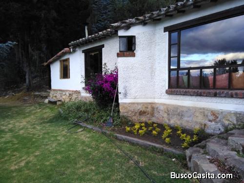 casa finca en lote de 12.700m2 con todos los servicios. Casa principal con dependencias, bosque natu
