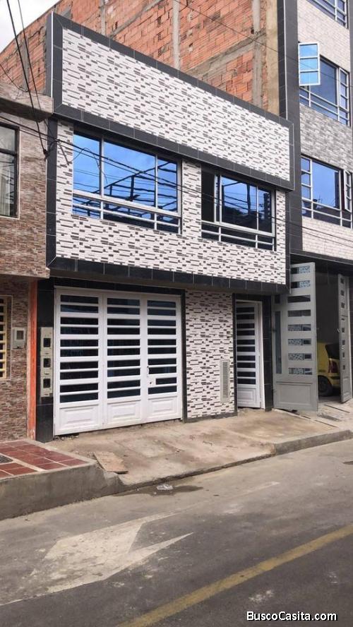 SE VENDE CASA EN KENNEDY CENTRAL