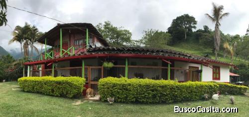 Finca en venta Heliconia