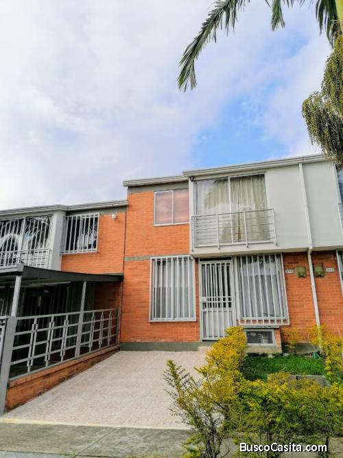 CASA REMODELADA VILLA VERDE 