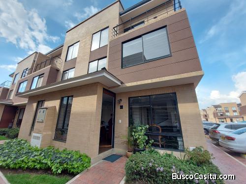 ESPECTACULAR CASA ESQUINERA EN MOSQUERA 