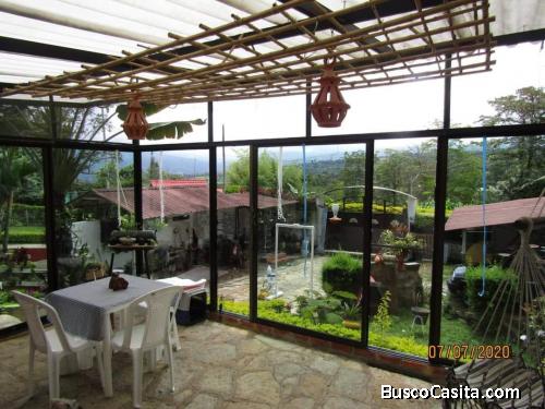 VENDO HERMOSA CASA CAMPESTRE EN FUSAGASUGÁ