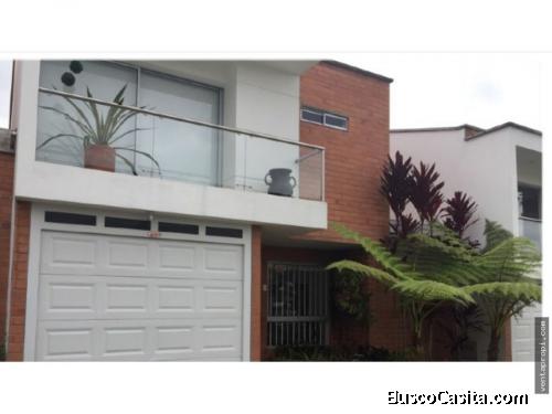 Venta de casa en Rionegro Pietra Santa