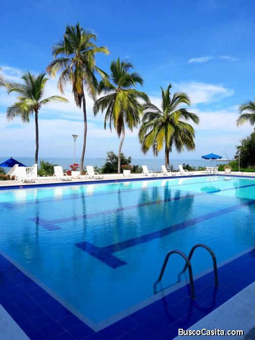  APARTAMENTO AMOBLADO FRENTE AL MAR EN PLAYA PRIVADA (VACACIONAL)