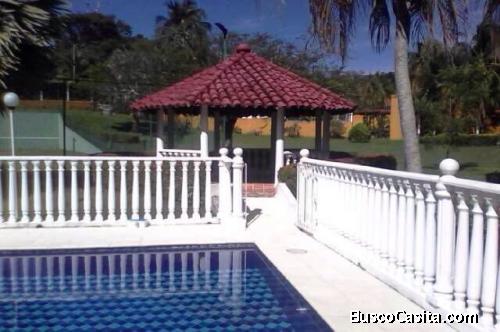 Casa para la venta en Honda Tolima 