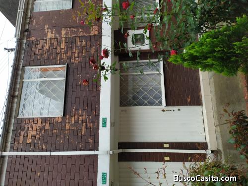 2 pisos 2 habitaciones 1 baño 72 mts 