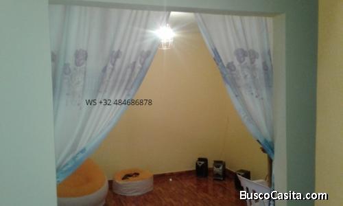 Venta de casa recien remodelada en castilla, Medellin. escrituras al dia. 110 metros