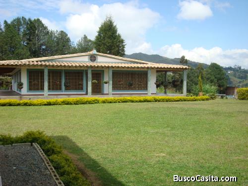 Finca en Guarne excelente ubicación, 77.400 mts2