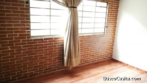 Oportunidad apartamento esquinero remodelado con licencia de uso comercial