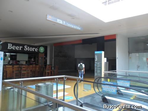 LOCAL CENTRO EN CENTRO COMERCIAL RESTAURANTE BAR SERVICIOS