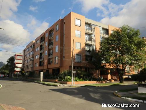 Pasadena, amplio, moderno. 1 habitación.