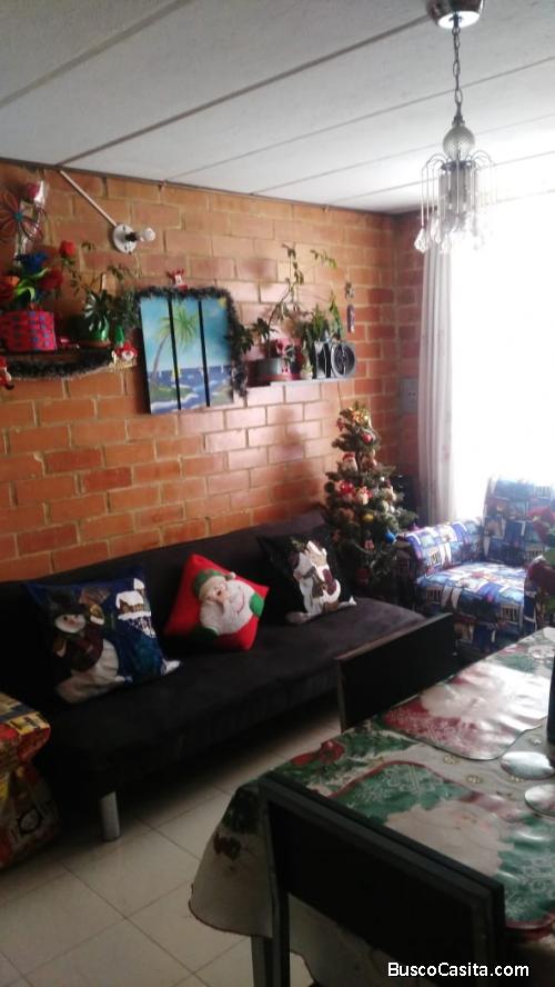 ¡Casa en venta en el exclusivo sector de Plaza Imperial! 