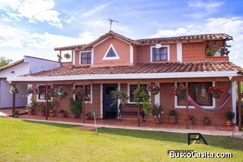 FINCA DE RECREO RIONEGRO VIA SAN VICENTE COD 241