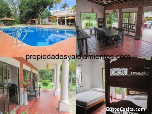 FIINCA DE RECREO EN SANTA FE DE ANTIOQUIA COD 185