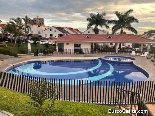 Bello apartamento en conjunto cerrado