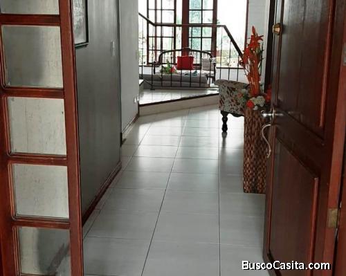 VENTA CASA INDEPENDIENTE CIUDAD JARDÍN SOLARES DEL PARAÍSO CALI