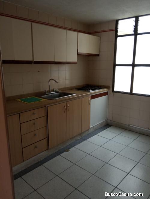 VENDO SUPER AMPLIO EN NORTE DE ARMENIA 