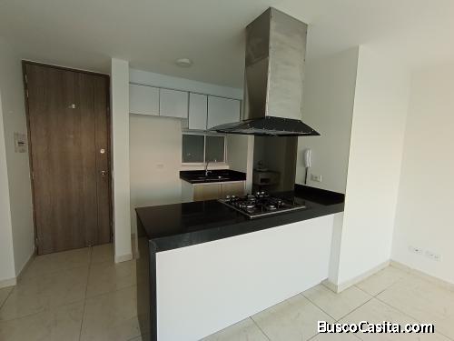 EXCELENTE OPORTUNIDAD VENDO APTO 2DO PISO AREA 77MTS2, CON ASCENSOR, EXCELENTE SECTOR