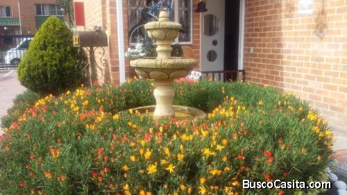 DIRECTAMENTE CASA MAZUREN 3 NIVELES. ESTRATO 4. BUENAS VIAS DE ACCESO