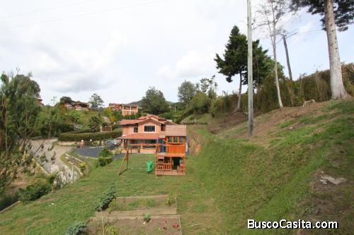 Casa campestre en unidad cerrada Guarne