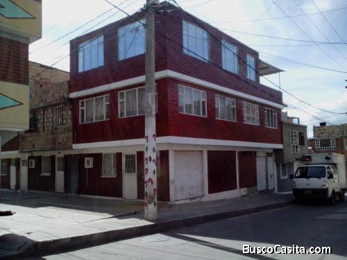 VENDO O PERMUTO CASA EN EL BARRIO SAN  FRANCISCO - BOGOTA
