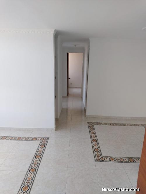 MIRANDELA NORTE APTO QUINTO PISO EXTERIOR 64 METROS NO PERMUTAS 