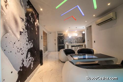 EN VENTA EXCLUSIVO APARTAMENTO CON VISTA AL MAR