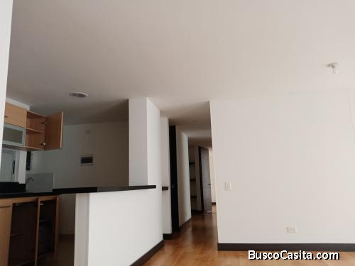 Arriendo excelente apartamento