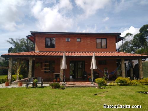 Hermosa finca en Guarne, vereda El Colorado