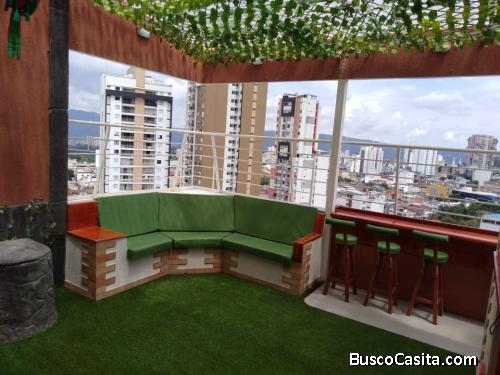 Apartamento con terraza 