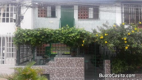 EXCELENTE CASA EN LOS ALAMOS VENDO