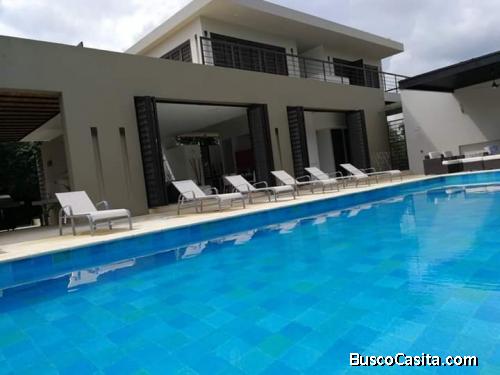 Se alquila finca para descanso en melgar