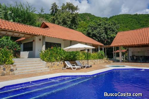 ALQUILO FINCA PRIVADA POR NOCHES Y DIAS EN ANAPOIMA